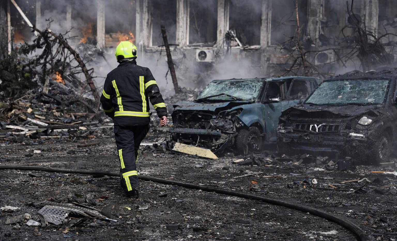 Technicians repairing damaged data centre cables in Kyiv after drone strikes